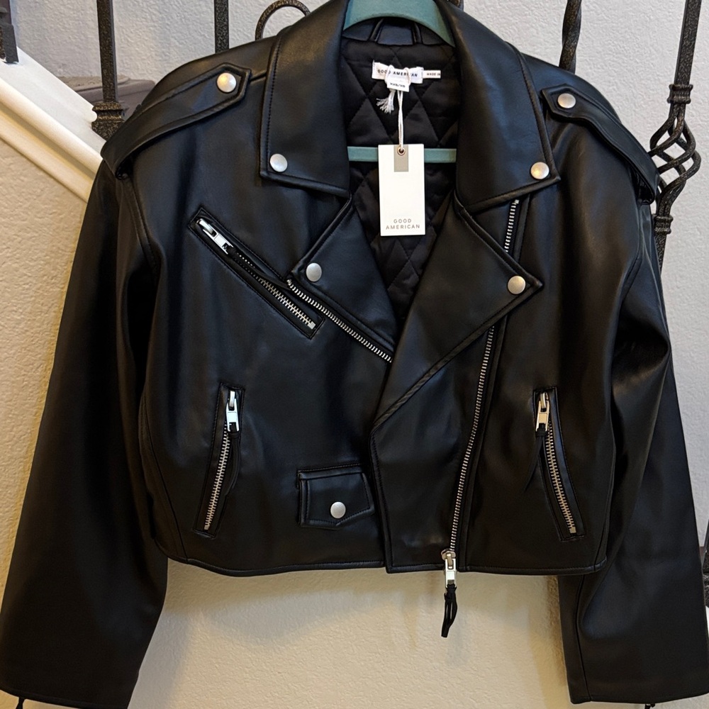 Good American Black Faux Leather Cropped Moto Jacket